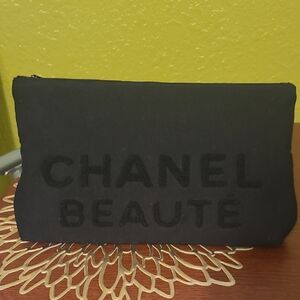 Chanel Beauté Black Cosmetic Pouch